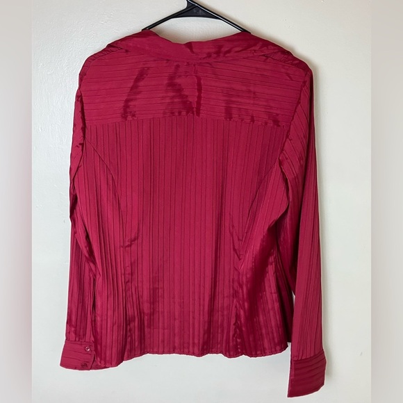 Fred David Red‎ Long Sleeve Notched Collar Button Down - Picture 4 of 8